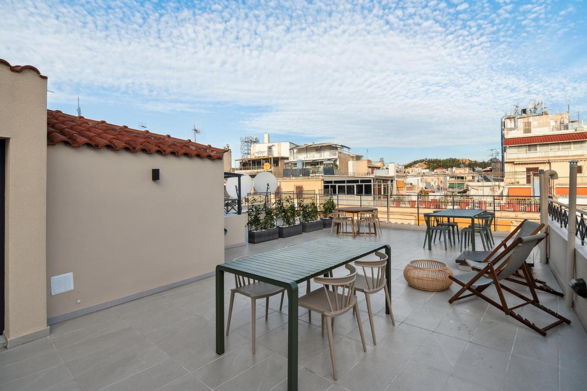 Limehome Athens Solonos City Center Atenas Exterior foto