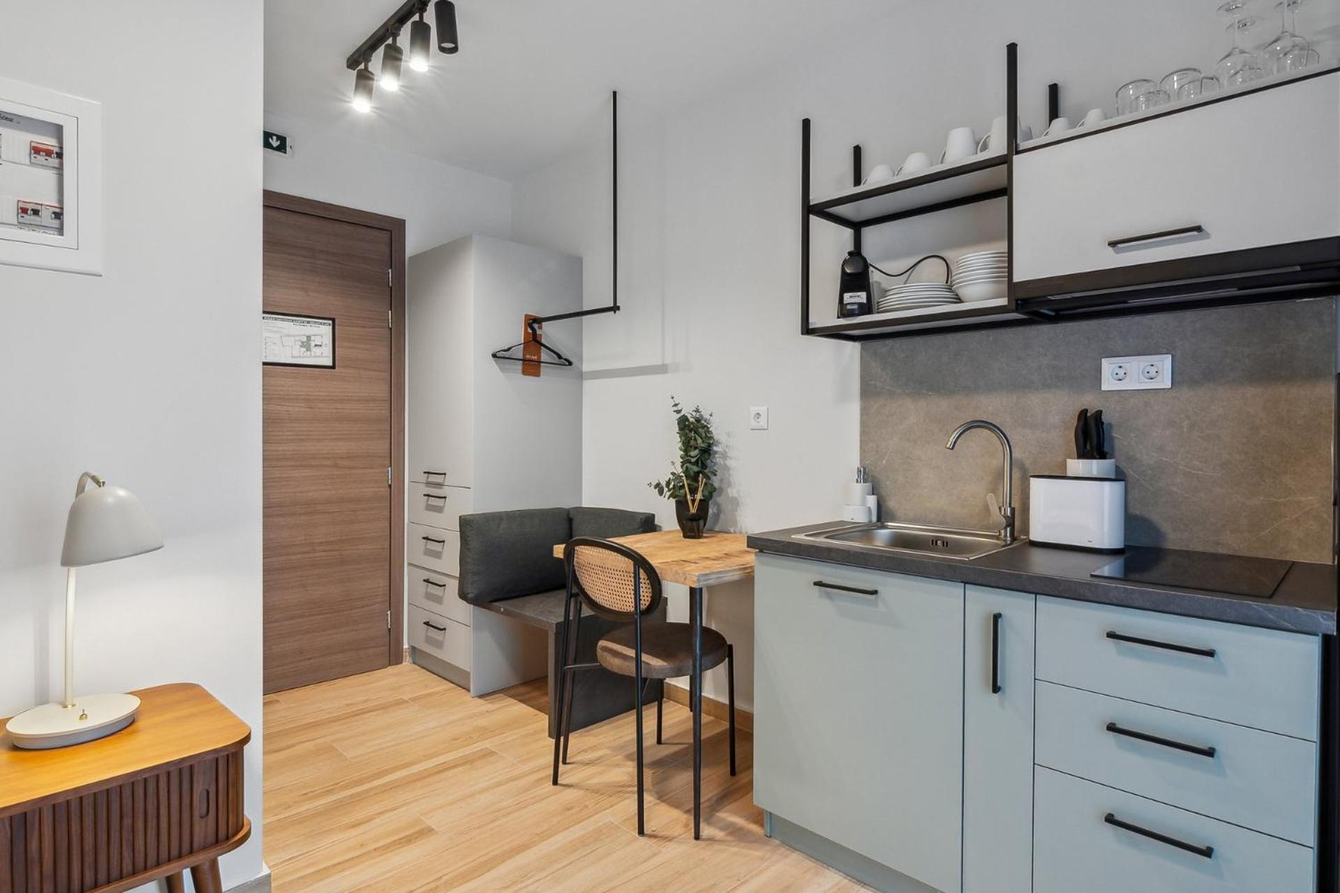 Limehome Athens Solonos City Center Atenas Exterior foto