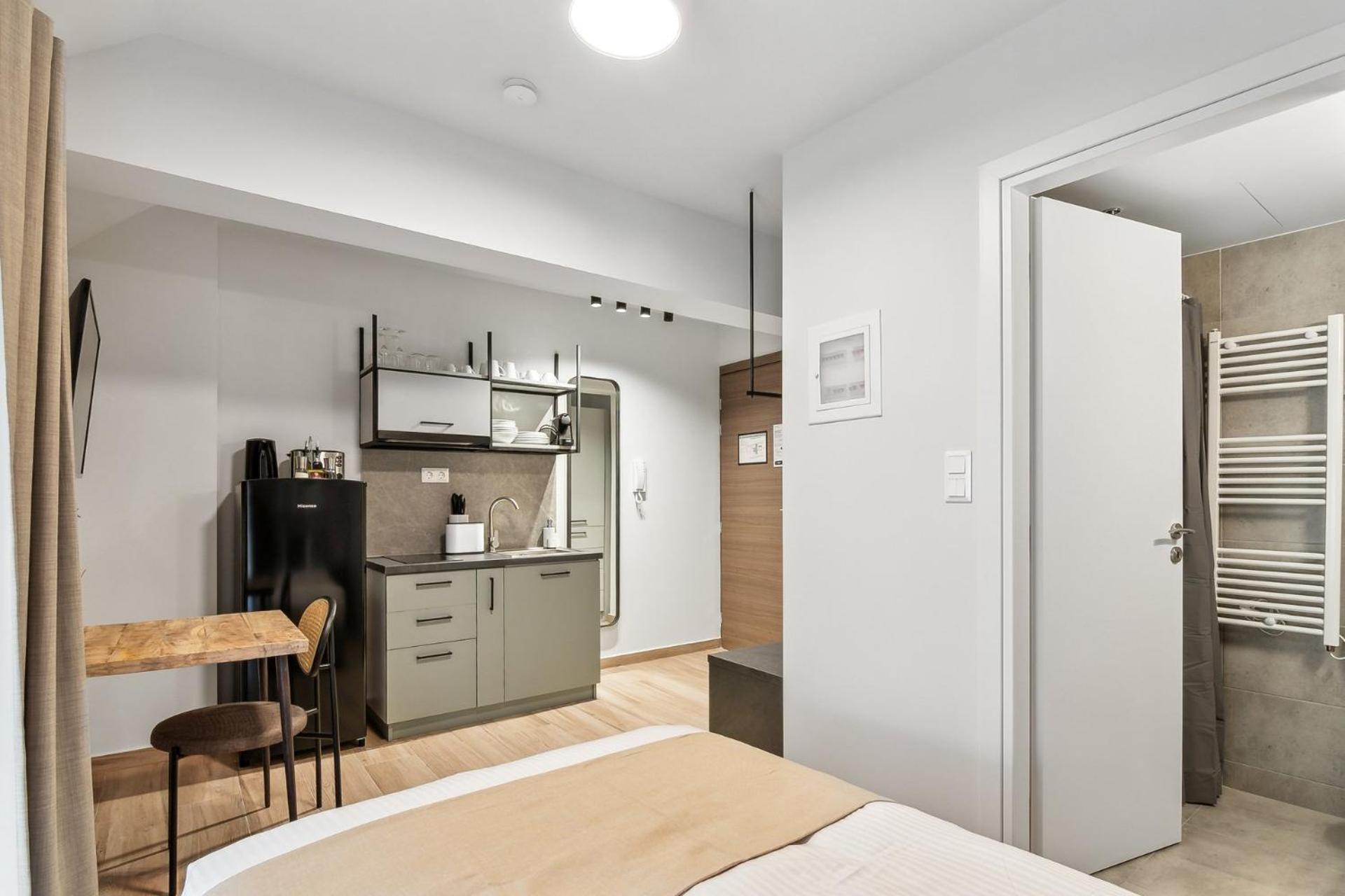 Limehome Athens Solonos City Center Atenas Exterior foto