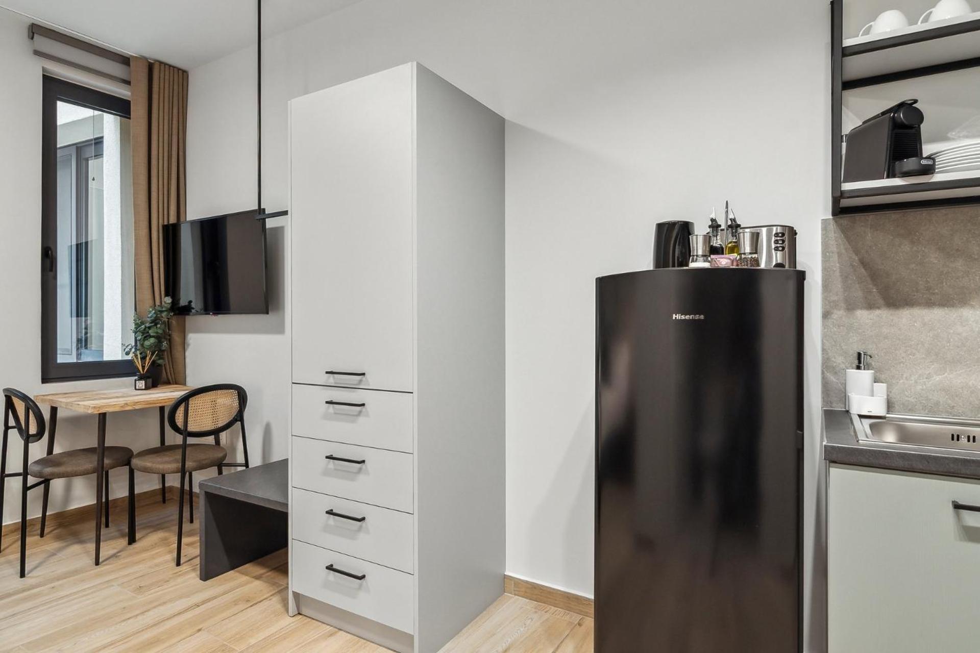 Limehome Athens Solonos City Center Atenas Exterior foto