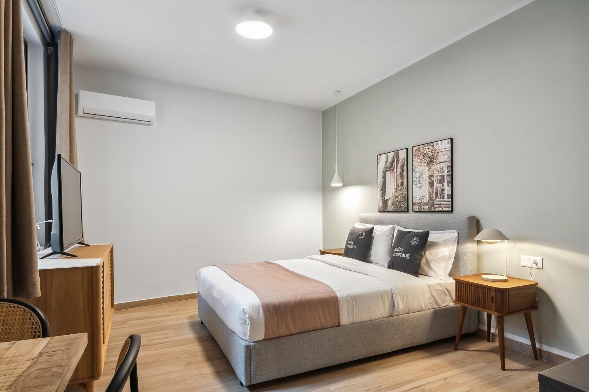 Limehome Athens Solonos City Center Atenas Exterior foto