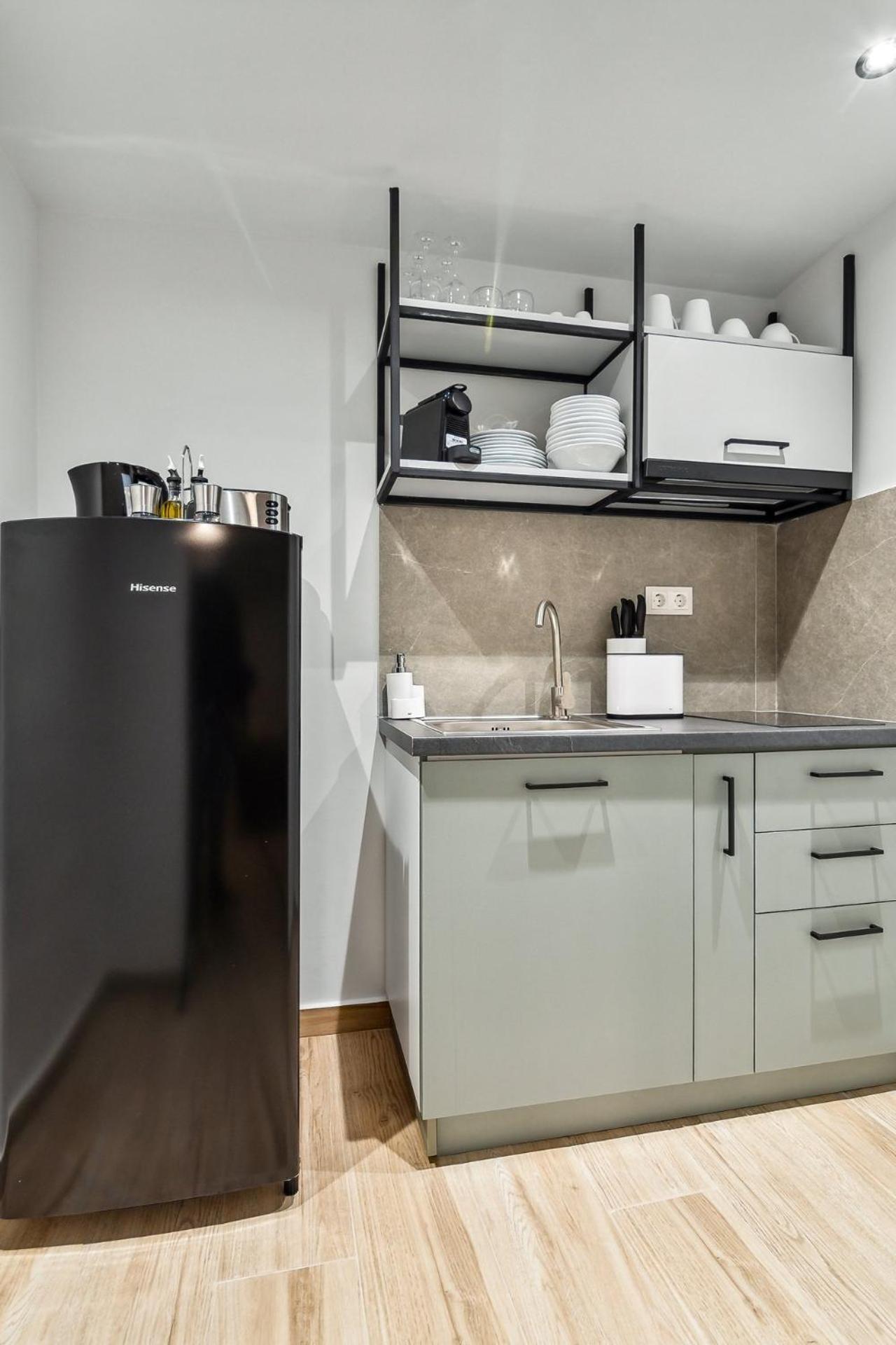 Limehome Athens Solonos City Center Atenas Exterior foto