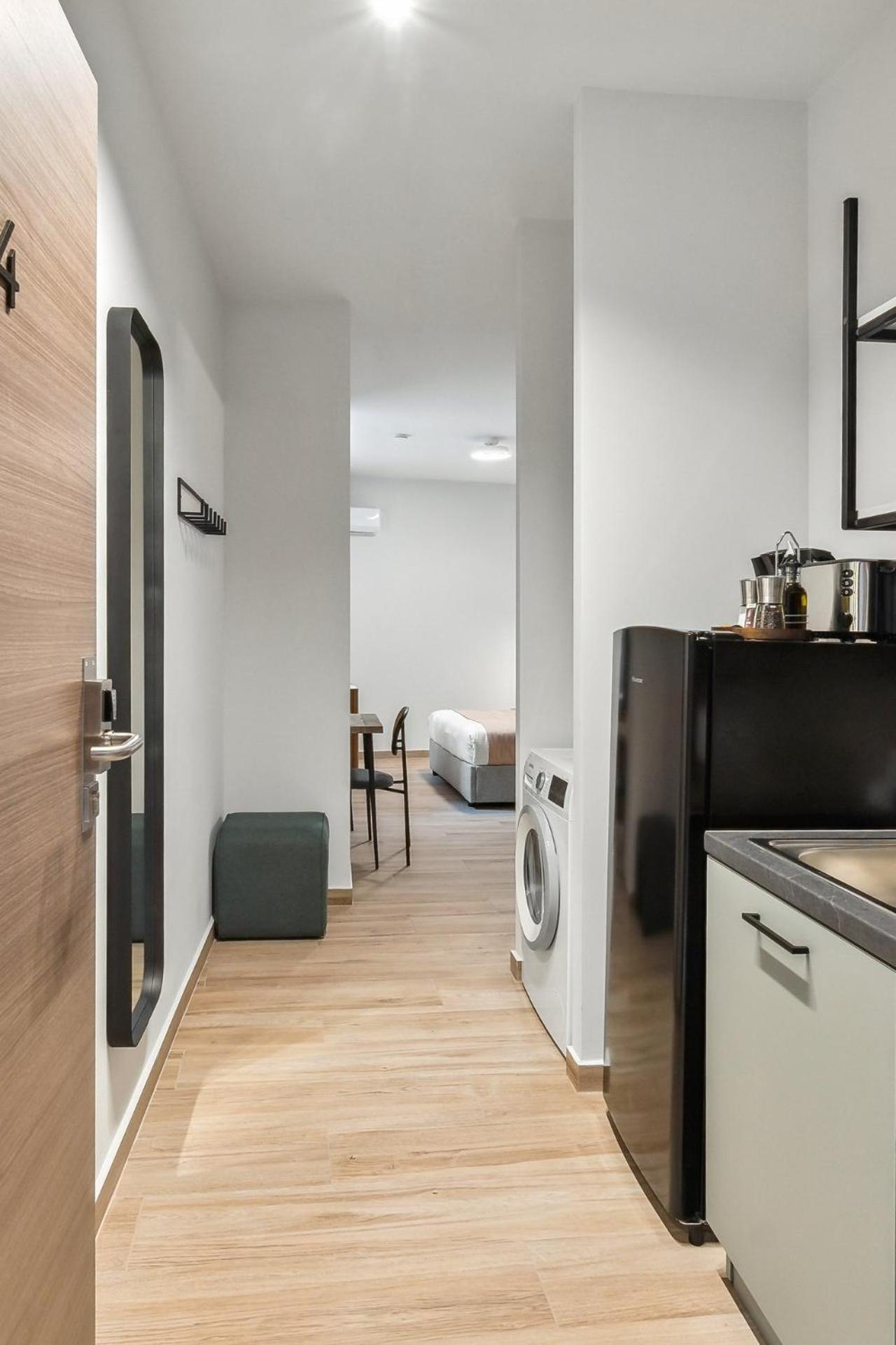 Limehome Athens Solonos City Center Atenas Quarto foto